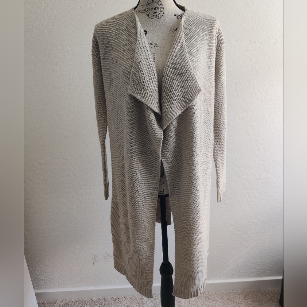 Forever 21 Cream Women's Cozy open front Cable Knit Cardigan Sweater Lagenlook_M